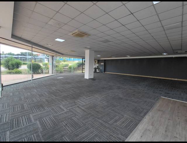 576M² RETAIL TO LET IN BRYANSTON